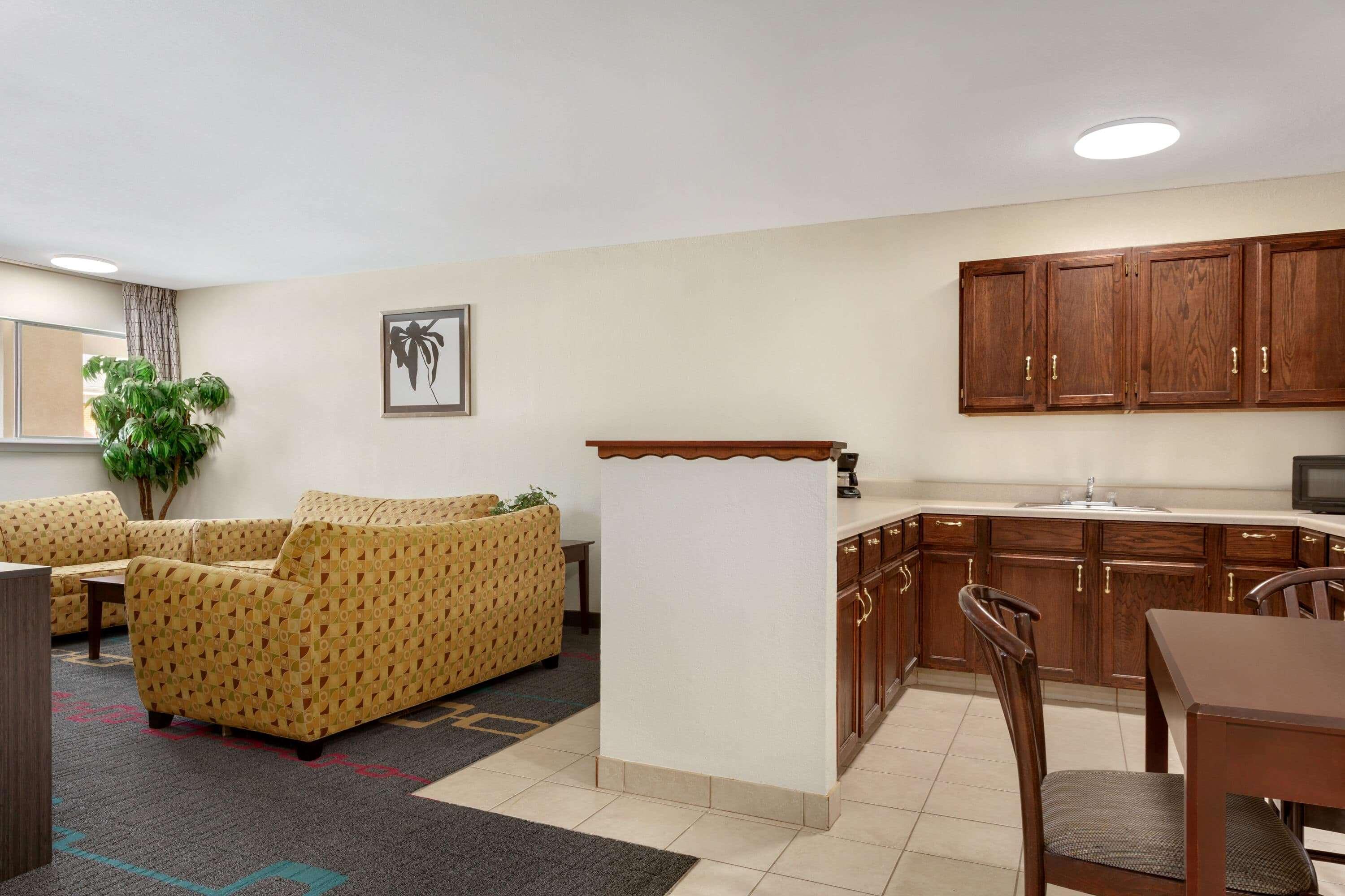 Days Inn By Wyndham Lawton Zewnętrze zdjęcie